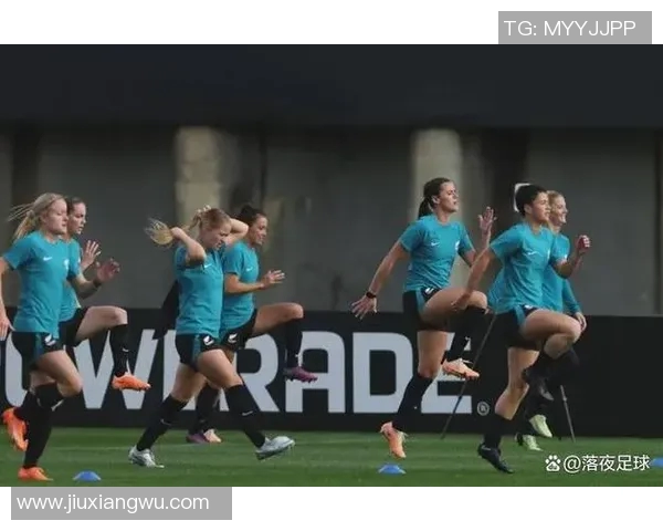 加拿大女足与新西兰女足激战正酣谁能在国际赛场上笑到最后